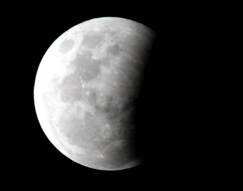 Lunar eclipse.jpg