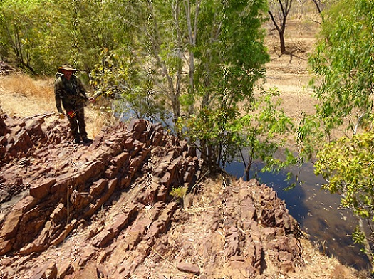 Shot the Buff from up here while he was bedded in the creek 7m below