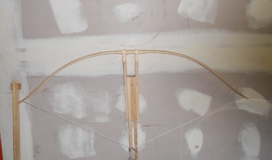 Bamboo recurve at 26 inches (640x480).jpg