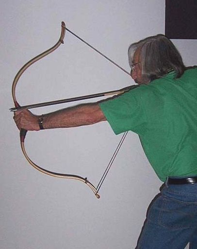 02 Static Tip Bow At Full Draw.jpg