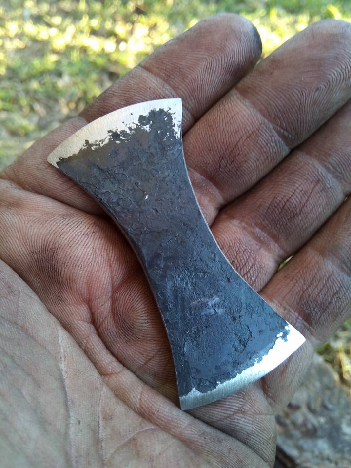 Mini axe head1.jpg