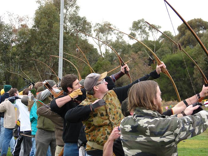 Look at all those longbows!!